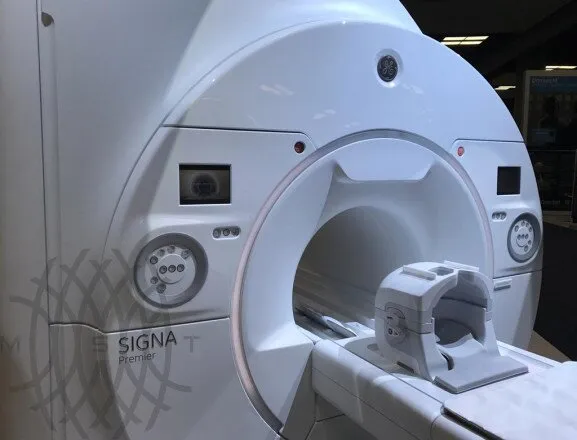 МРТ аппарат GE SIGNA Premier 3T